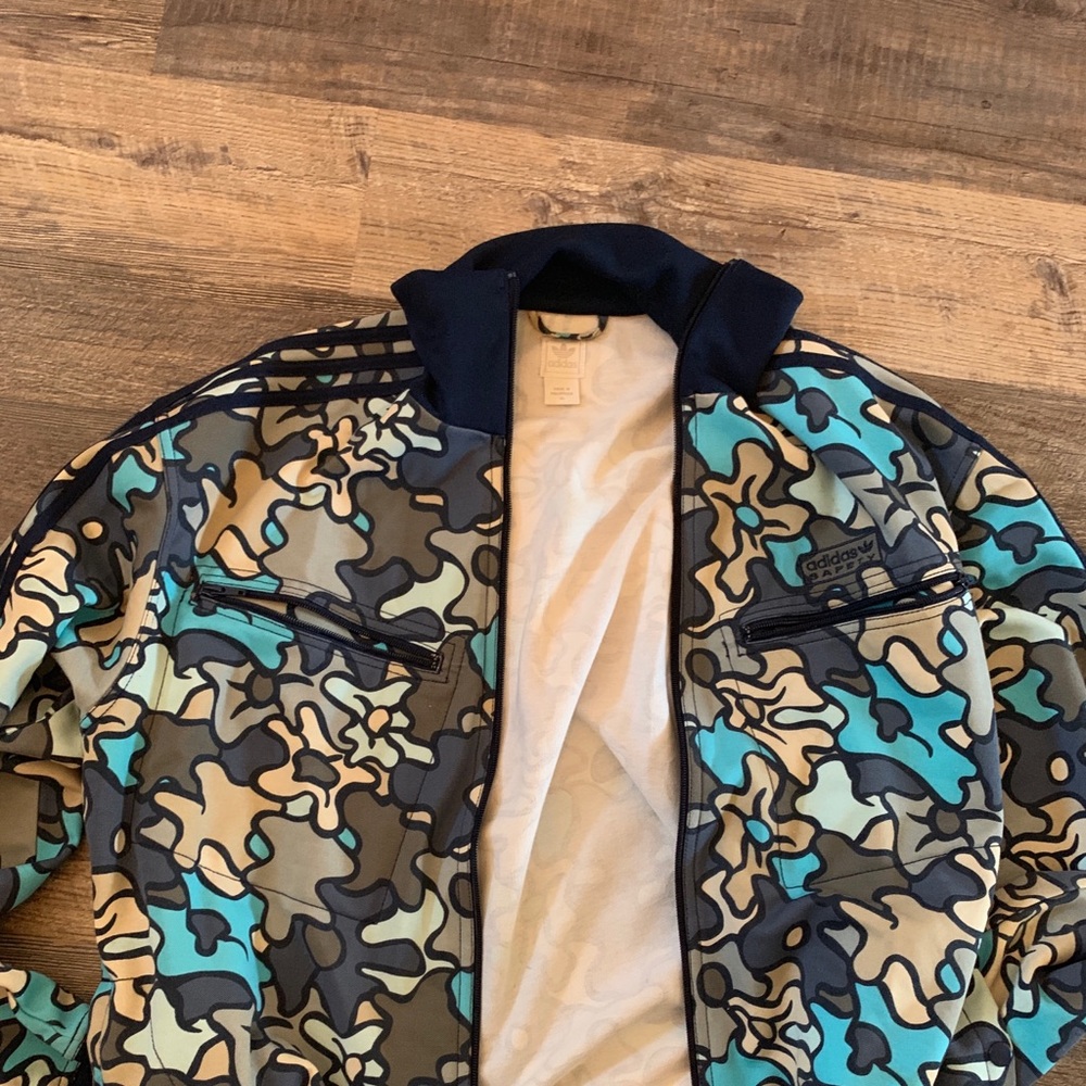 Adidas puzzle pc jacket